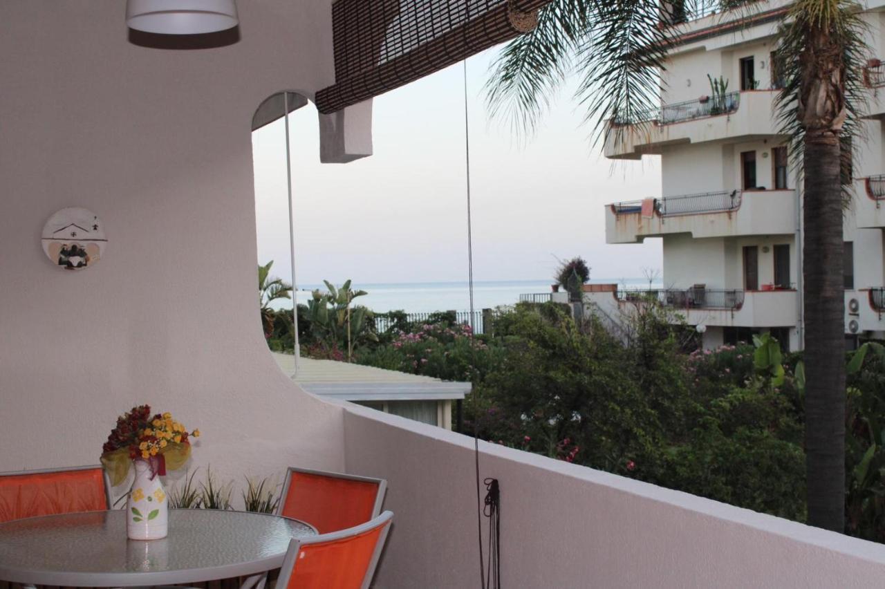 Apartamento Pati'S House Giardini-Naxos Exterior foto